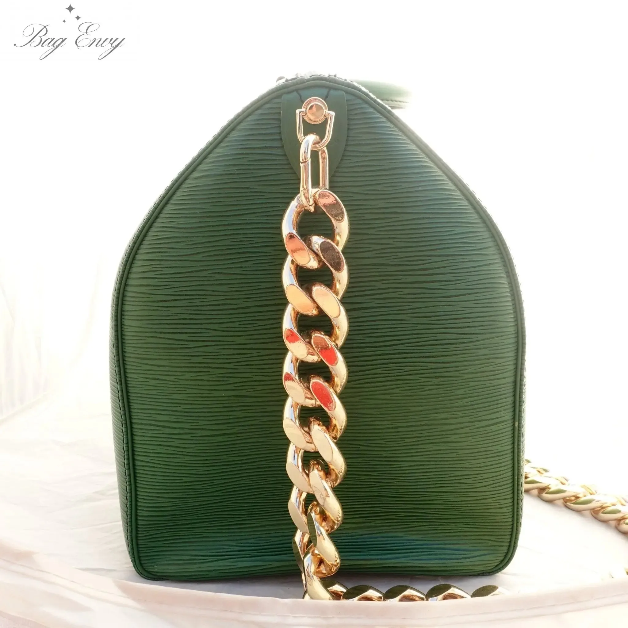 LOUIS VUITTON Epi Leather Speedy 40