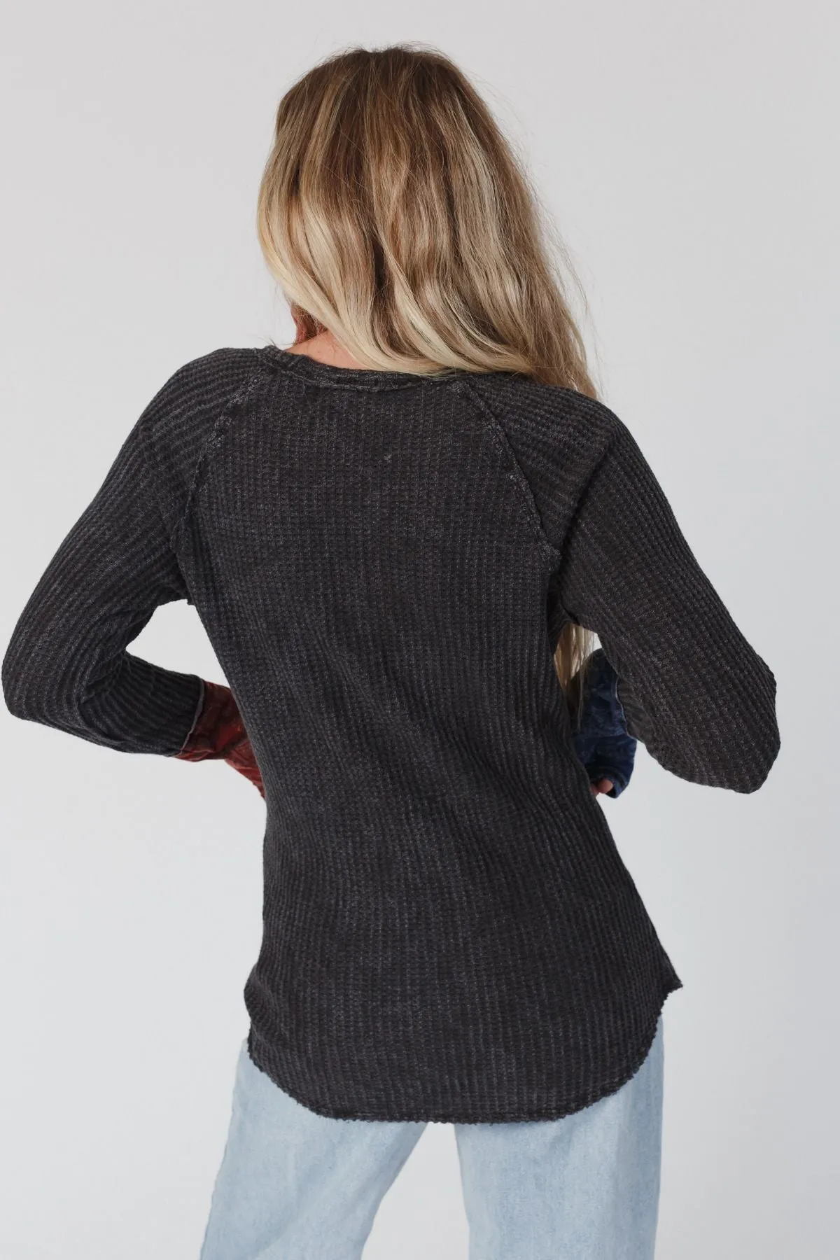 Mazy Waffle Thermal Top - Black