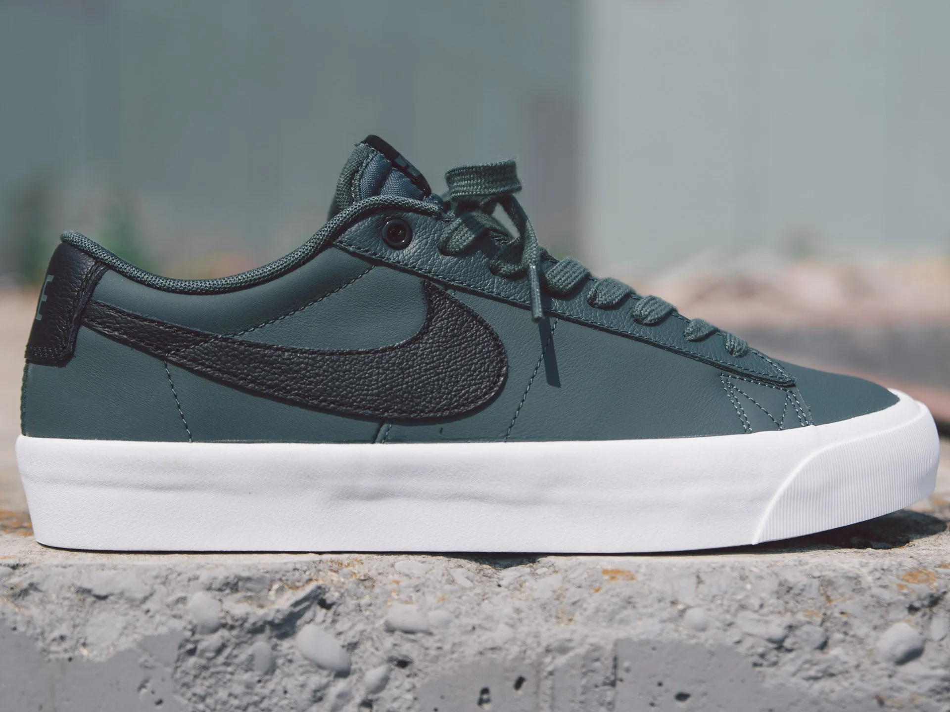Nike SB Blazer Low Pro GT 'Vintage Green'