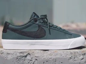 Nike SB Blazer Low Pro GT 'Vintage Green'