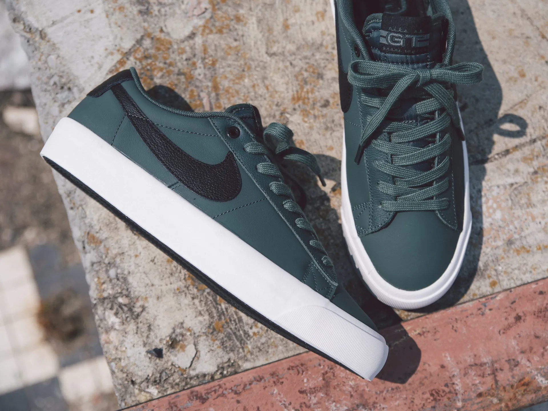 Nike SB Blazer Low Pro GT 'Vintage Green'