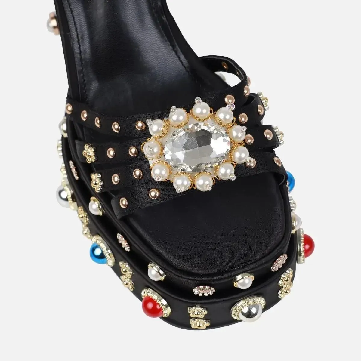 Queen Crystal Embroidery High Heels