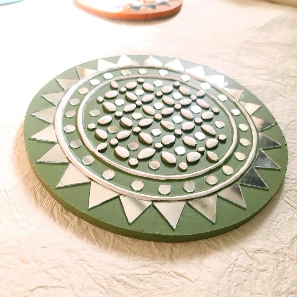 Round Olive Handcrafted Mud & Mirror Work Wall Art