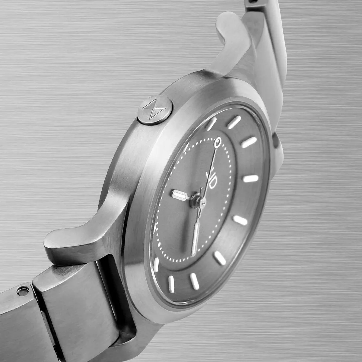 TID No.4 Watch for Women / 28mm Silver Grey Dial / Silver Grey Metal Strap